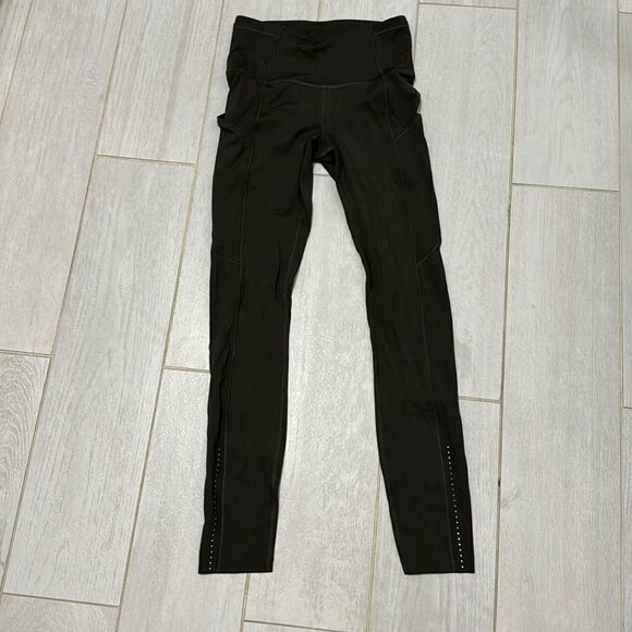 Lululemon Fast and free 2 green new - Picture 1 of 4